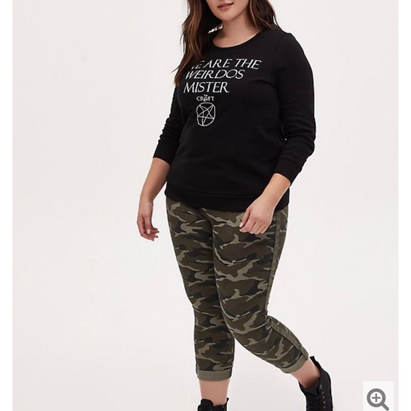 Torrid the craft crewneck sweatshirt size 00 - Picture 2 of 4